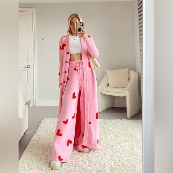 NWT KNITTED 3 -PIECE SET PINK w/RED HEART MAXI CARDIGAN, CARDIGAN  & PANT M - Picture 5 of 11